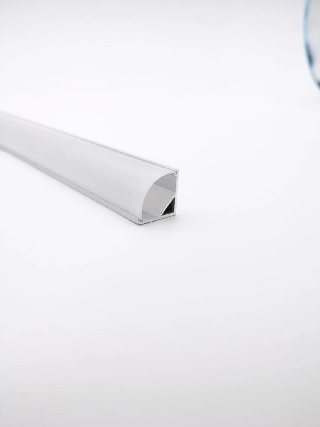 Profilo angolare per strisce LED MKC 1616C-F