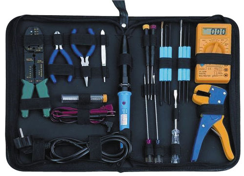 Kit fai da te con custodia saldatura e utensili n. 18 pezzi Winner WS958