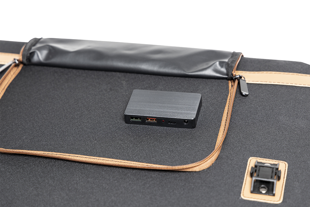 SOLAR PANEL 120 - Solar panel 120W  (with build-in PD60W charger)