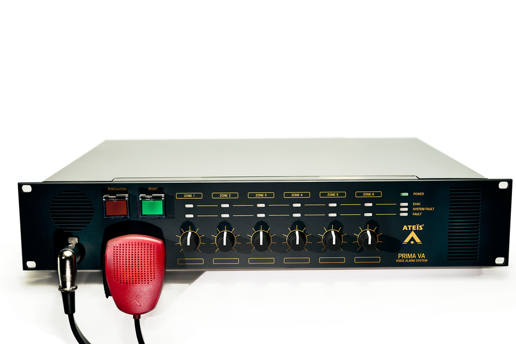 PRIMA-VA/680RC - Controller digitale da 800 W con 6 amplificatori integrati in classe D e caricabatterie integrato.