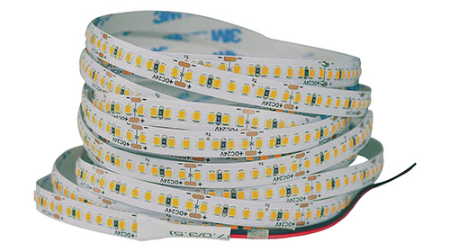 Striscia LED SMD2835 240D/M 40W/m 6000K IP20
