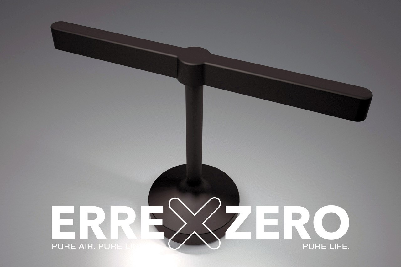 Lampada Igienizzante ERREXZERO a luce UV-A , colore nero + Spray