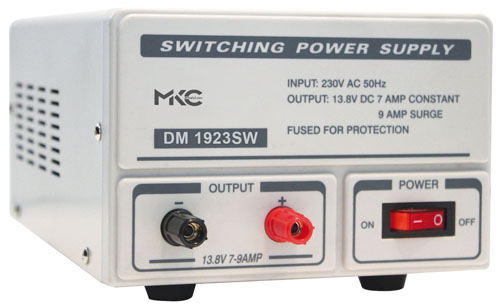 DM1922SW Alimentatore MKC da banco DC 13.8V 5A