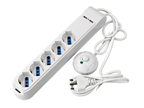 Multipresa bianca n.5 prese schuko/bipasso, n.2 porte USB e pedale  MKC