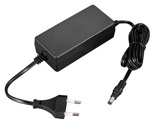 Alimentatore Switching  MKC-12v 7A plug 5.5*2.1mm 12V