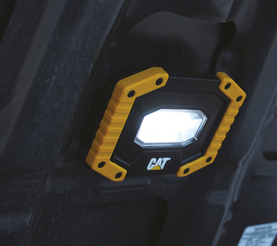 CAT CT3540 | Lampada da lavoro 500 Lumen tecnologia LED alimentazione batterie AA