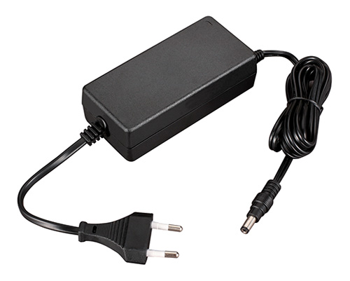 Alimentatore Switching MKC-12v 5A plug 5.5x2.1mm